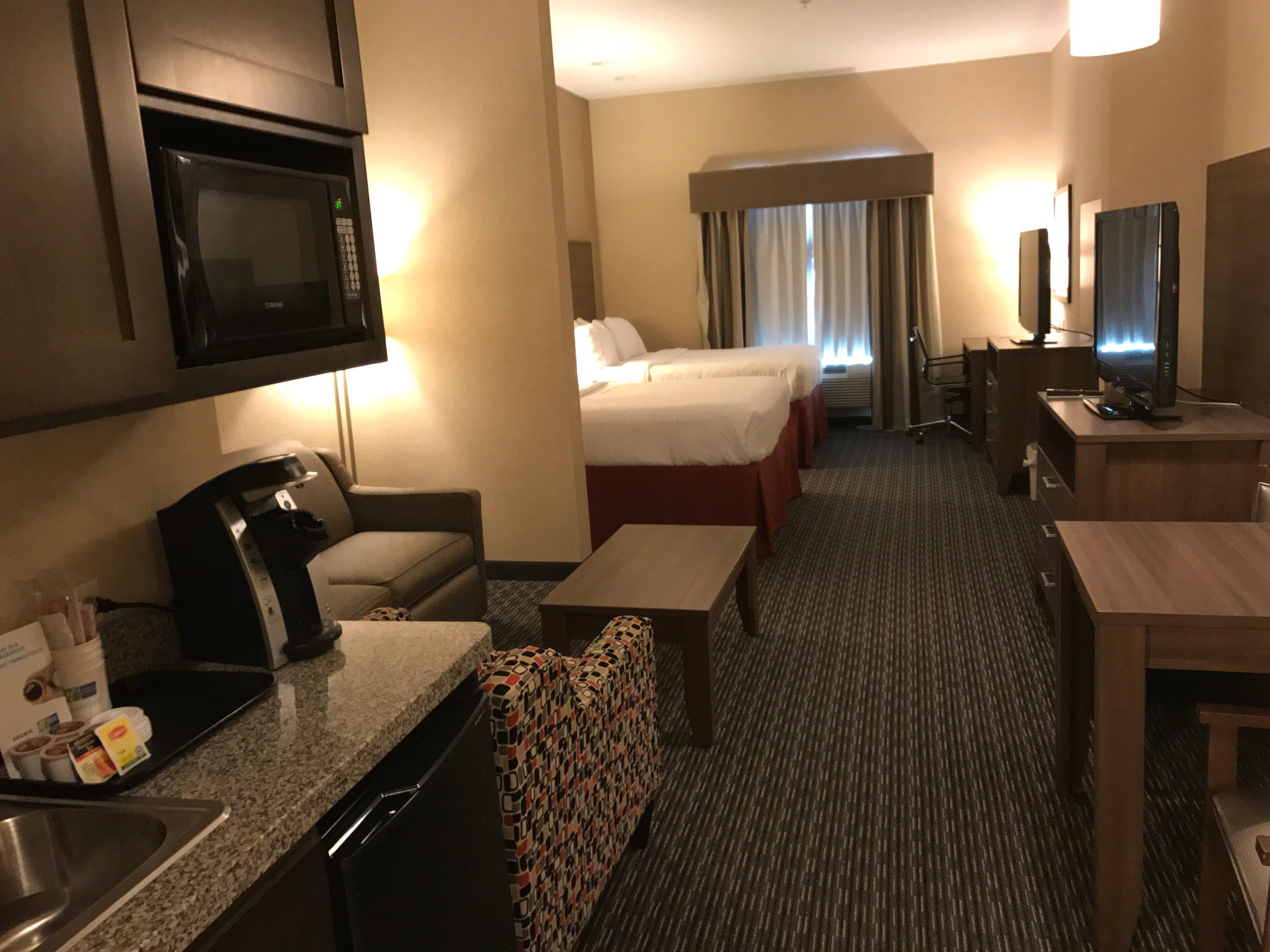 Holiday Inn Express & Suites Fredericksburg By Ihg Extérieur photo
