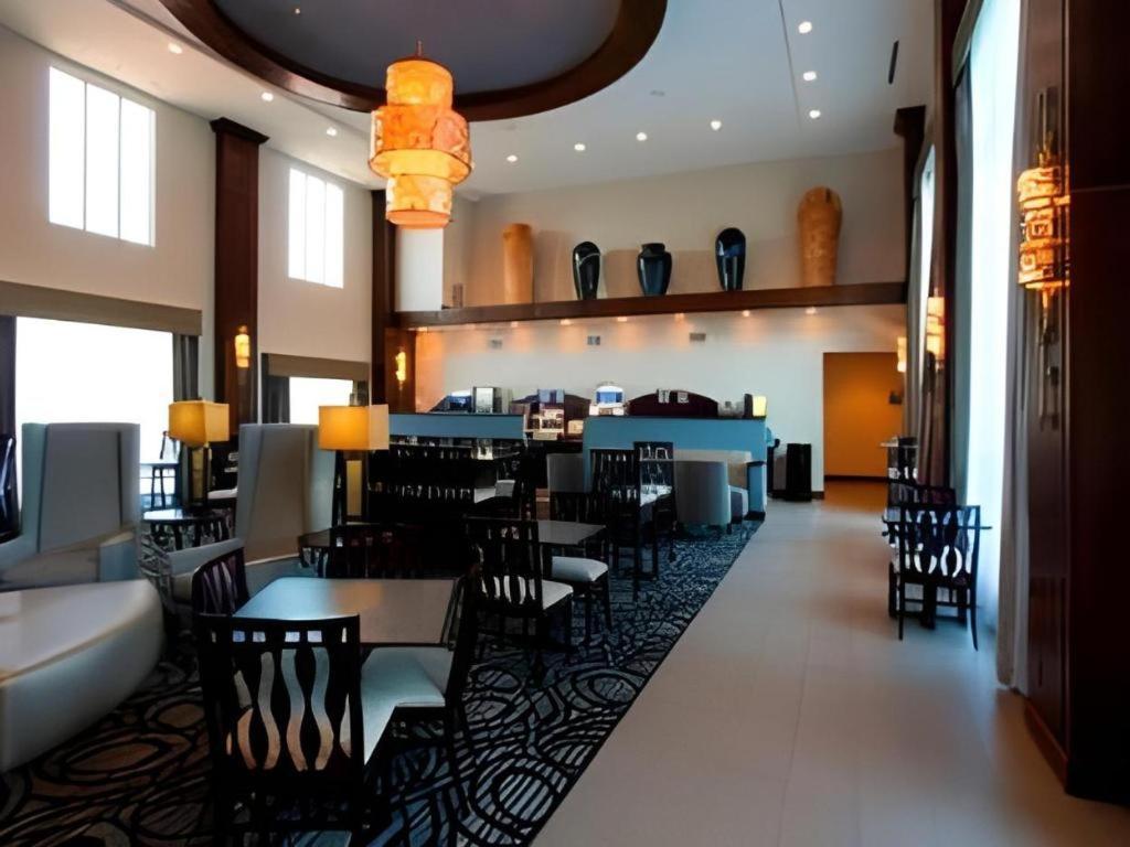 Holiday Inn Express & Suites Fredericksburg By Ihg Extérieur photo