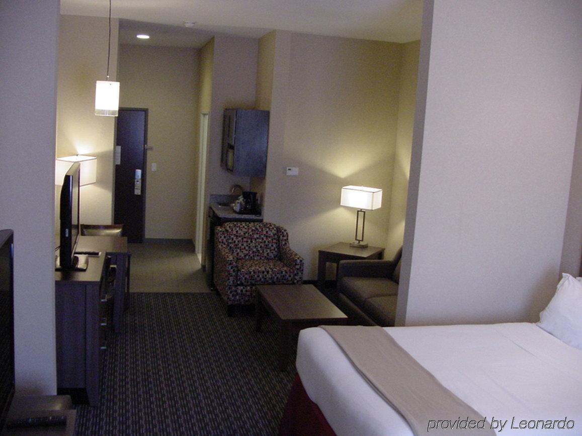 Holiday Inn Express & Suites Fredericksburg By Ihg Extérieur photo